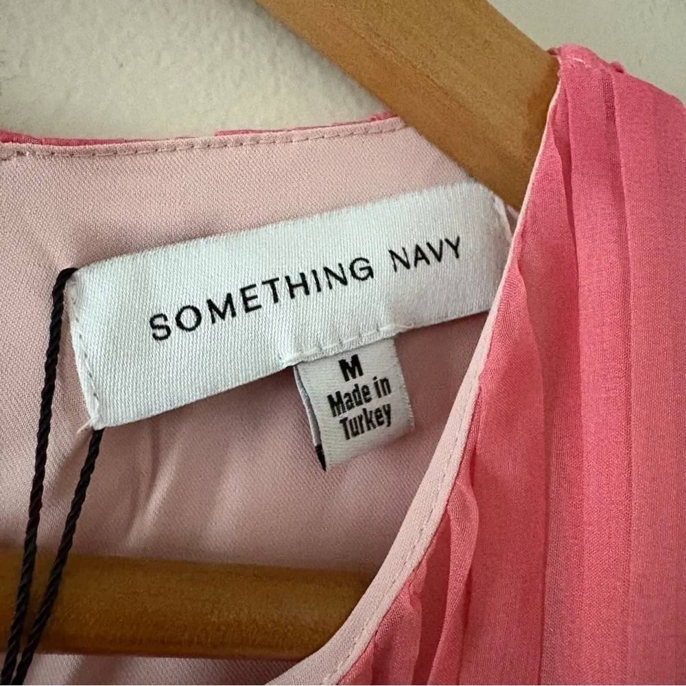 New Something Navy Maxi Dress Pleated Tie Waist Long Sleeve pink combo ombré M - Picture 10 of 15